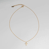 Collar de acero inoxidable dorado con zirconias