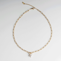 Multi-pearl necklace