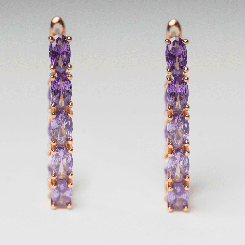 Arracada de acero inoxidable y zirconia morada