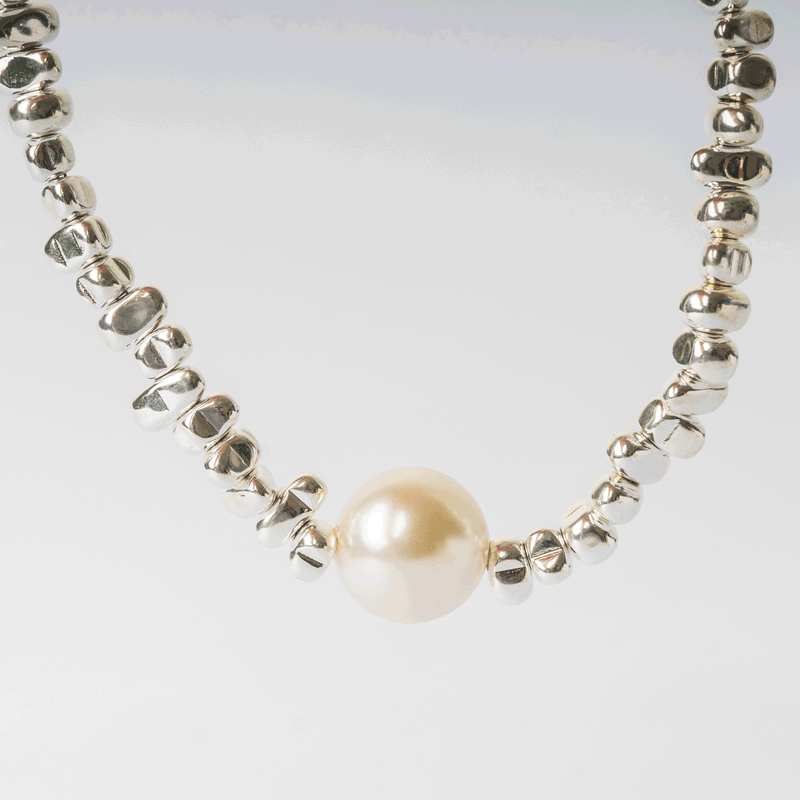 Amonet Pearl