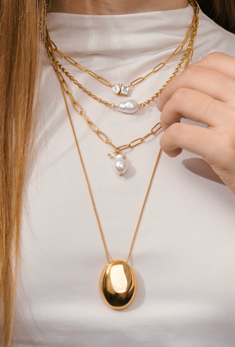 Stunning Pearl Necklace