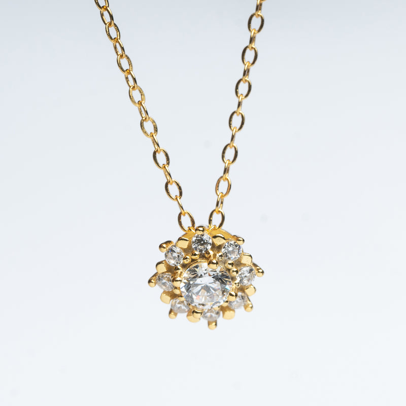 Alez Necklace