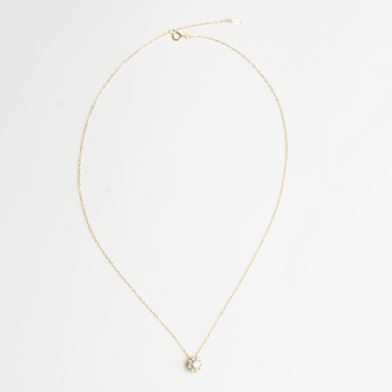 Alez Necklace