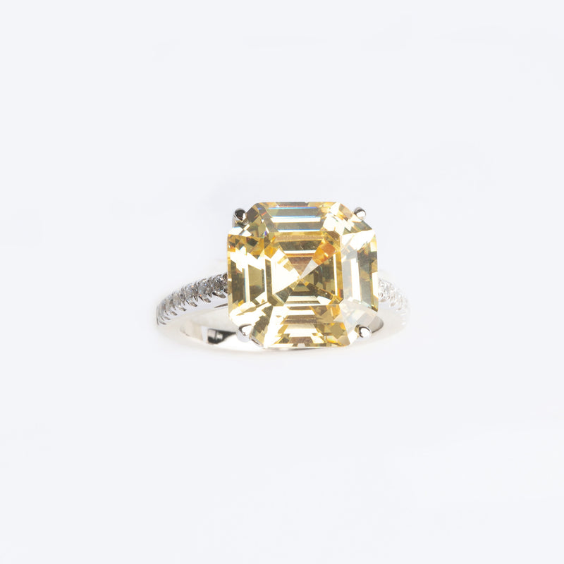Ambar Princess Ring
