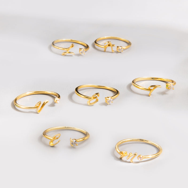 Anillos de iniciales en chapa de oro 