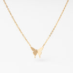 collar de chapa de oro en forma de mariposa