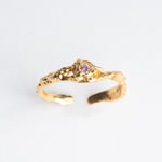 Anillo de plata color dorado con Zirconia rosa