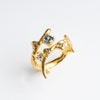 Anillo de Plata en color dorado con acabado semi mate con piedras
