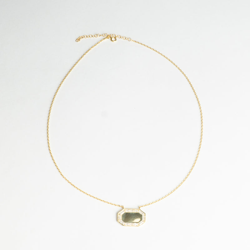 Collar de Plata en color dorado con incrustaciones de Zirconias