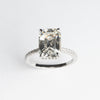 Anillo de Plata esterlina color plateado con cristales de zirconia 