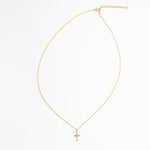Collar de Plata con dije en forma de Cruz con cristales de Zirconias en color Dorado