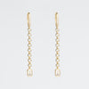 Aretes dorados con cadena