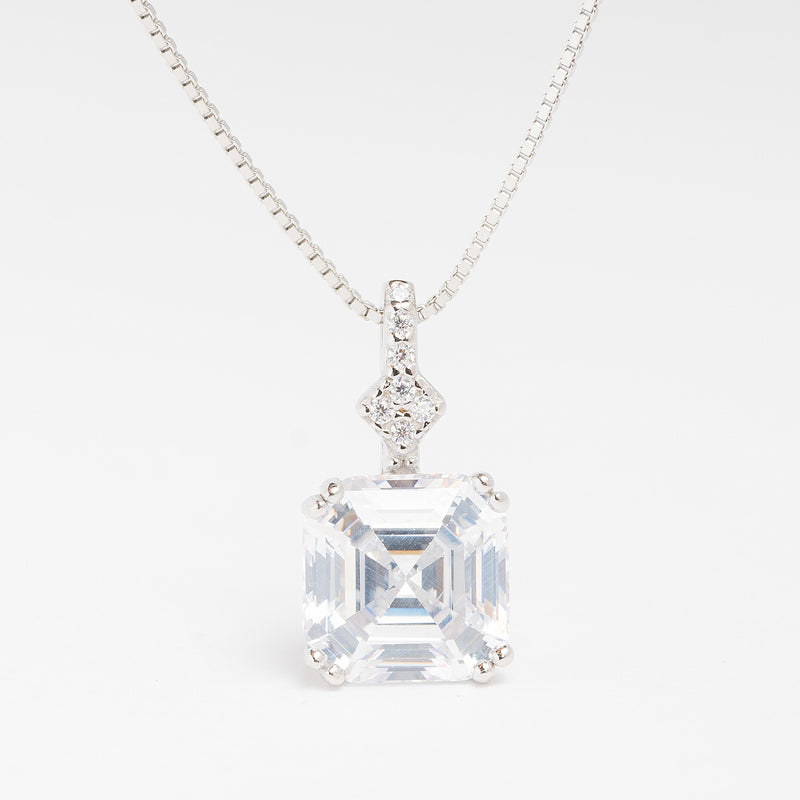 Meelena II Necklace