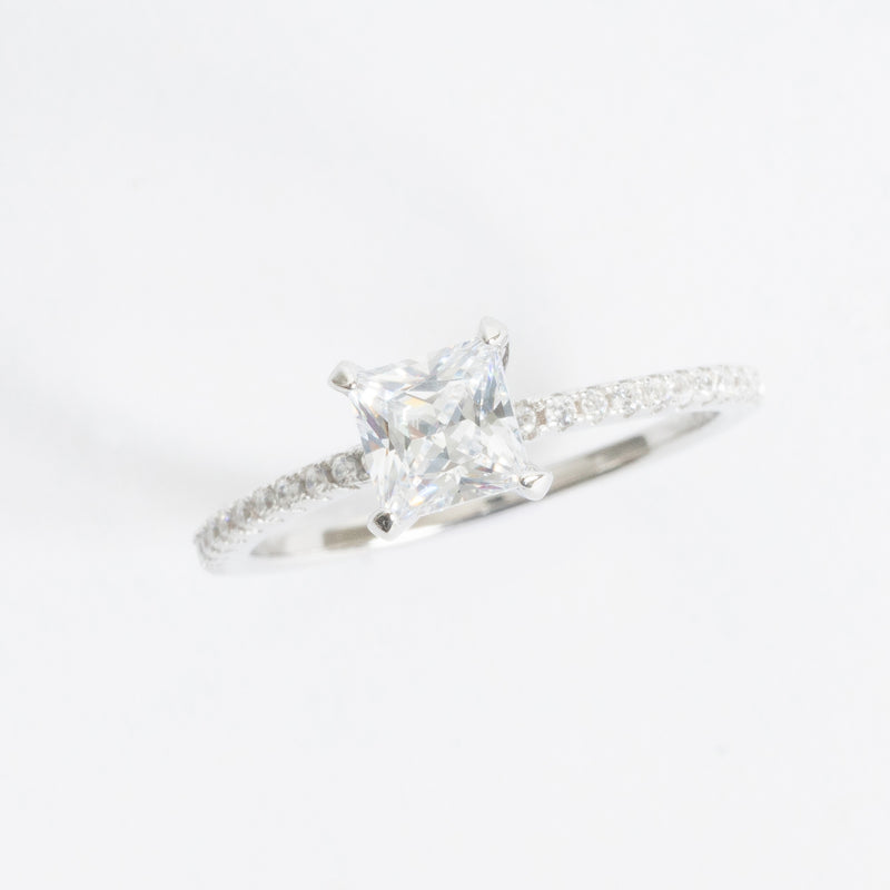 Lenen Square Ring