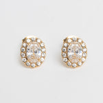 Oval Vite Studs